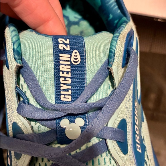 Brooks Rundisney Stitch Running Shoes women’s 8.5 - Picture 4 of 6